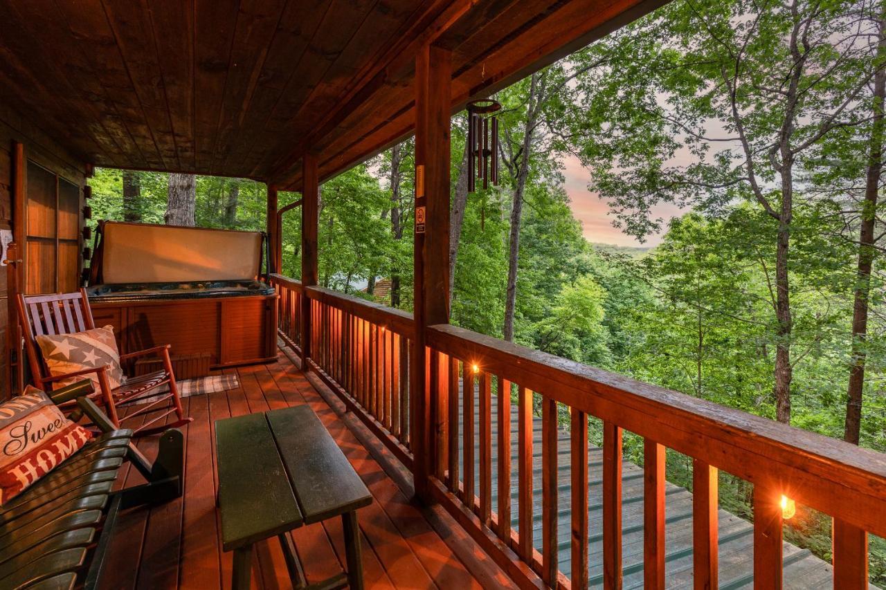 Secluded Sunrise Ridge-10 Min From Blue Ridge, King Beds, Hot Tub, 2 Porches, Fireplace Wood Burning, Mountain View, Cozy Exteriör bild