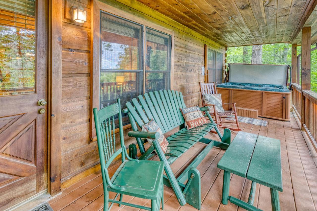 Secluded Sunrise Ridge-10 Min From Blue Ridge, King Beds, Hot Tub, 2 Porches, Fireplace Wood Burning, Mountain View, Cozy Exteriör bild