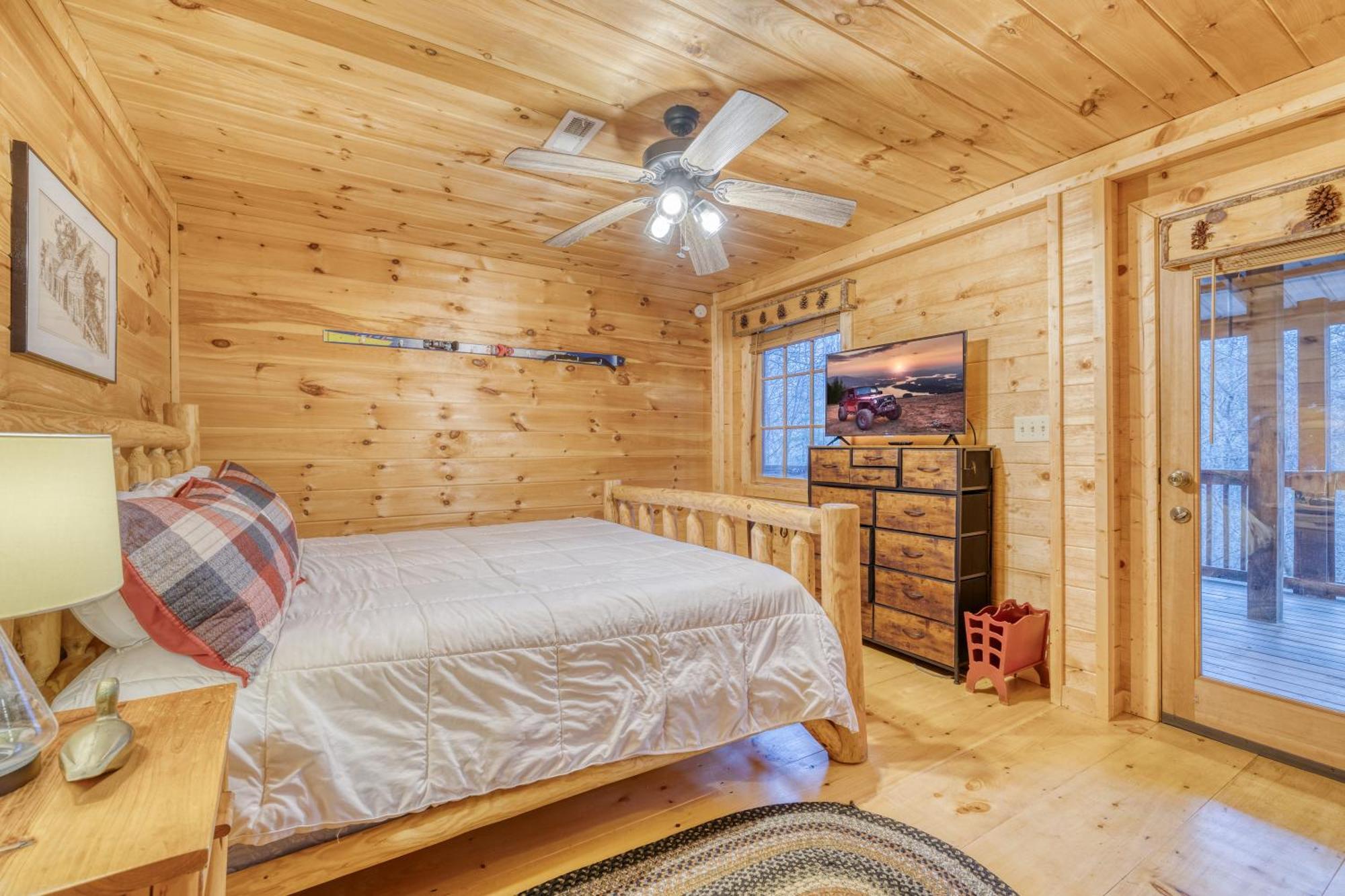 Secluded Sunrise Ridge-10 Min From Blue Ridge, King Beds, Hot Tub, 2 Porches, Fireplace Wood Burning, Mountain View, Cozy Exteriör bild